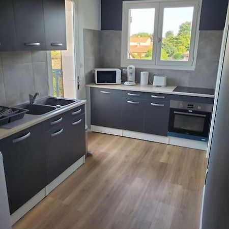 Appartement Moderne Et Equipe Л'Иль-Журден Экстерьер фото